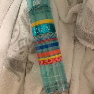 Bath & Body Works Endless Weekend Spray